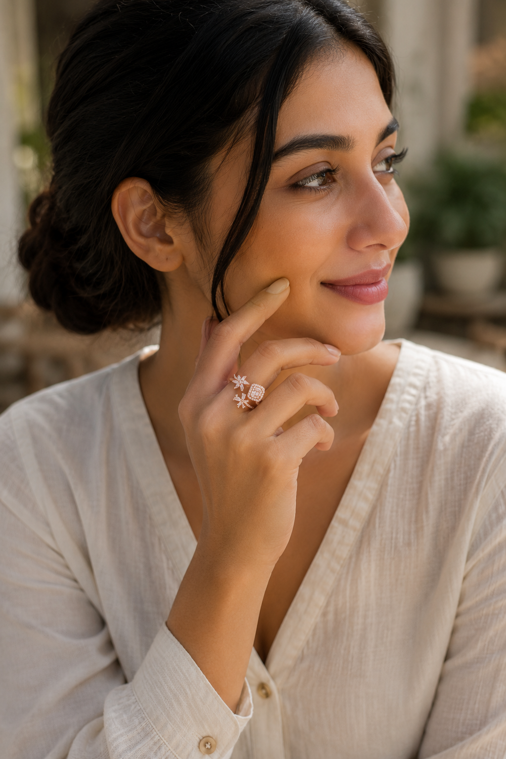 Elegant Floral Open Ring for Women – Rose Gold Crystal Statement Ring