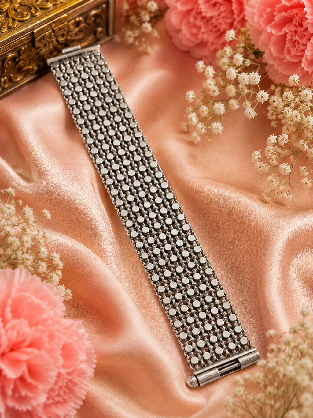 Oxidized Silver Disc Grid Statement Bracelet