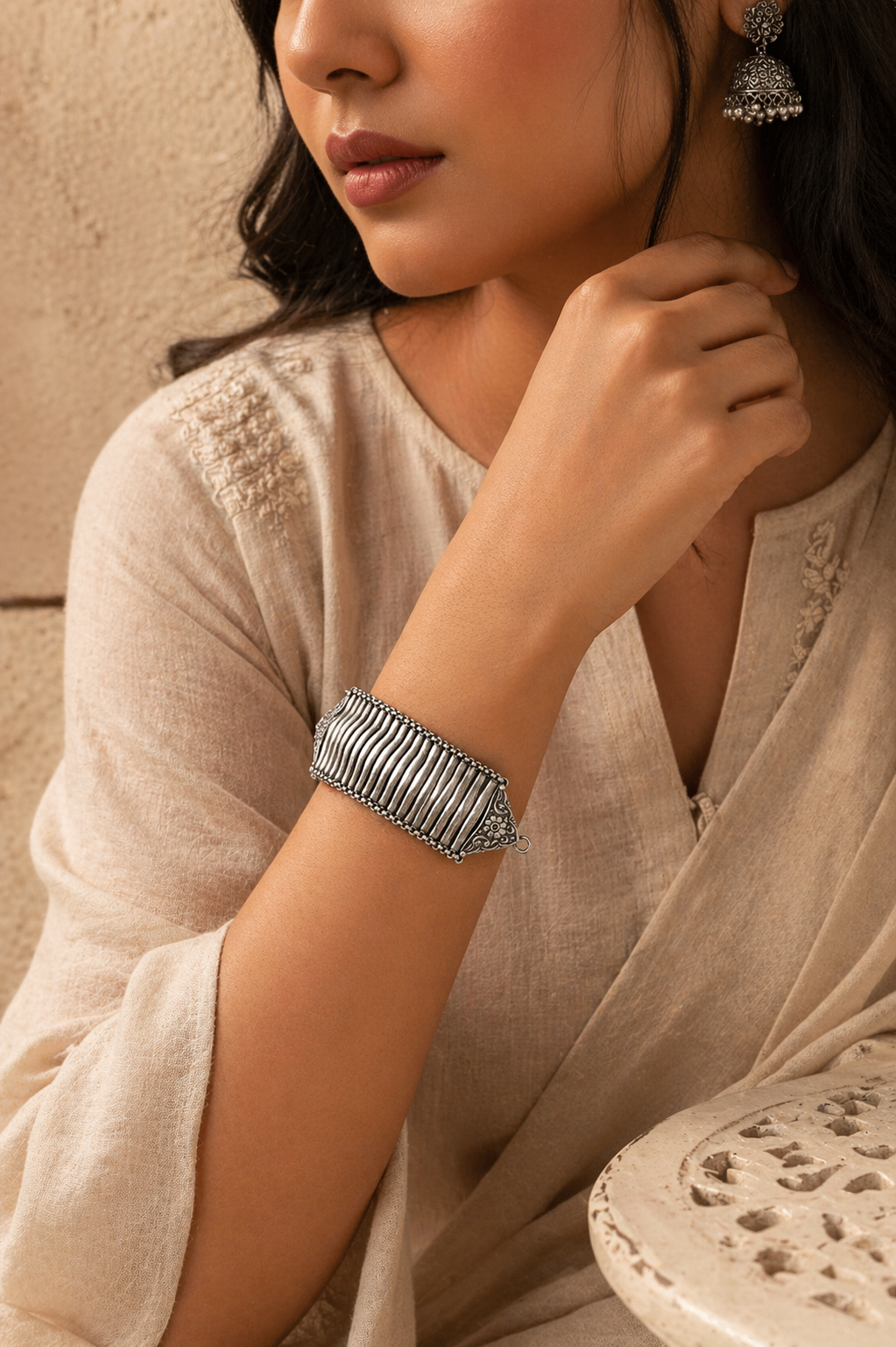 Antique Ribbed Cuff Bracelet – Oxidized Silver Statement Band