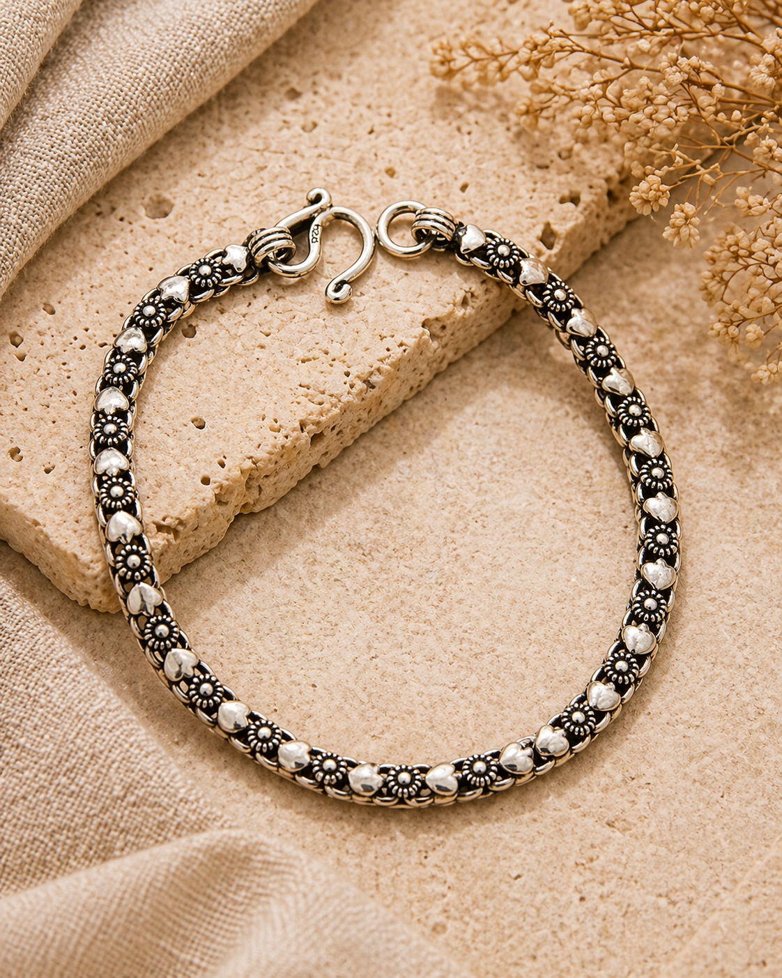 Oxidized Silver Floral Link Bracelet – Everyday Classic