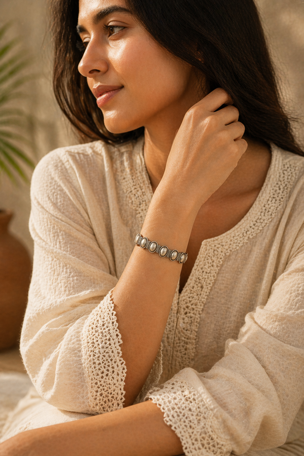Oxidized Silver Oval Link Bracelet – Textured Classic