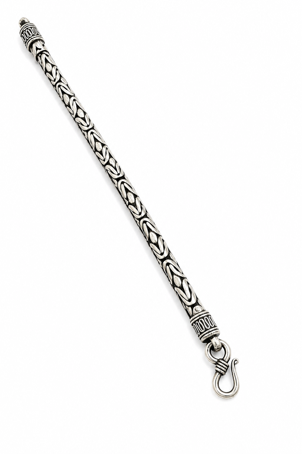 Timeless Silver Bracelet for Everyday Style