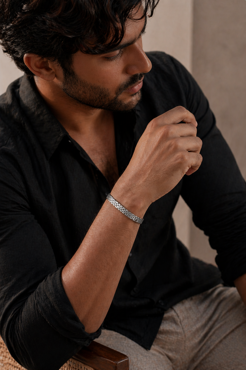 Classic Box-Link Silver Bracelet with Seamless Lock