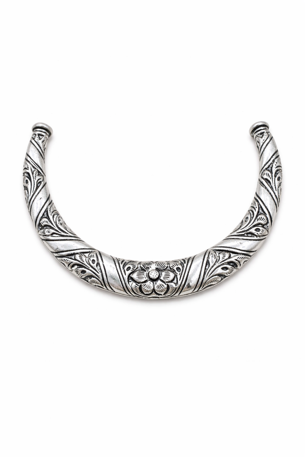 Vintage Engraved Silver Torque Necklace