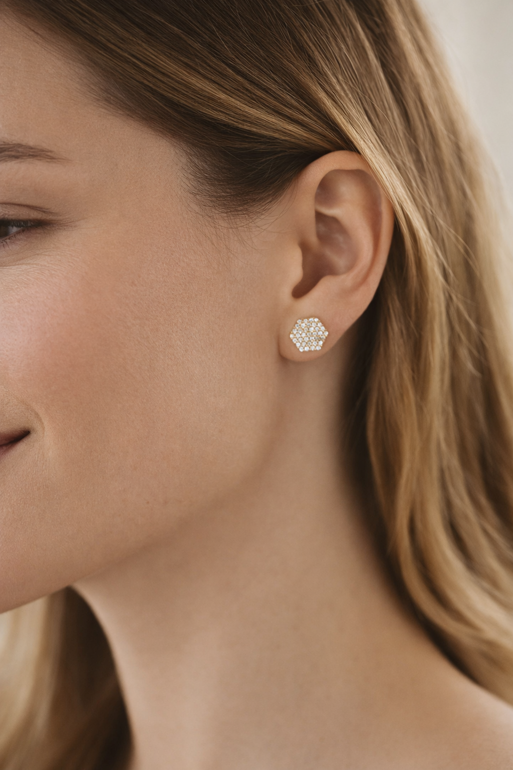 Minimal Hexagon Diamond Stud Earrings
